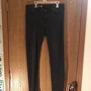 Black skinny jeans